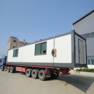 New Type Prefabricated Fabrication Multi Container Houses